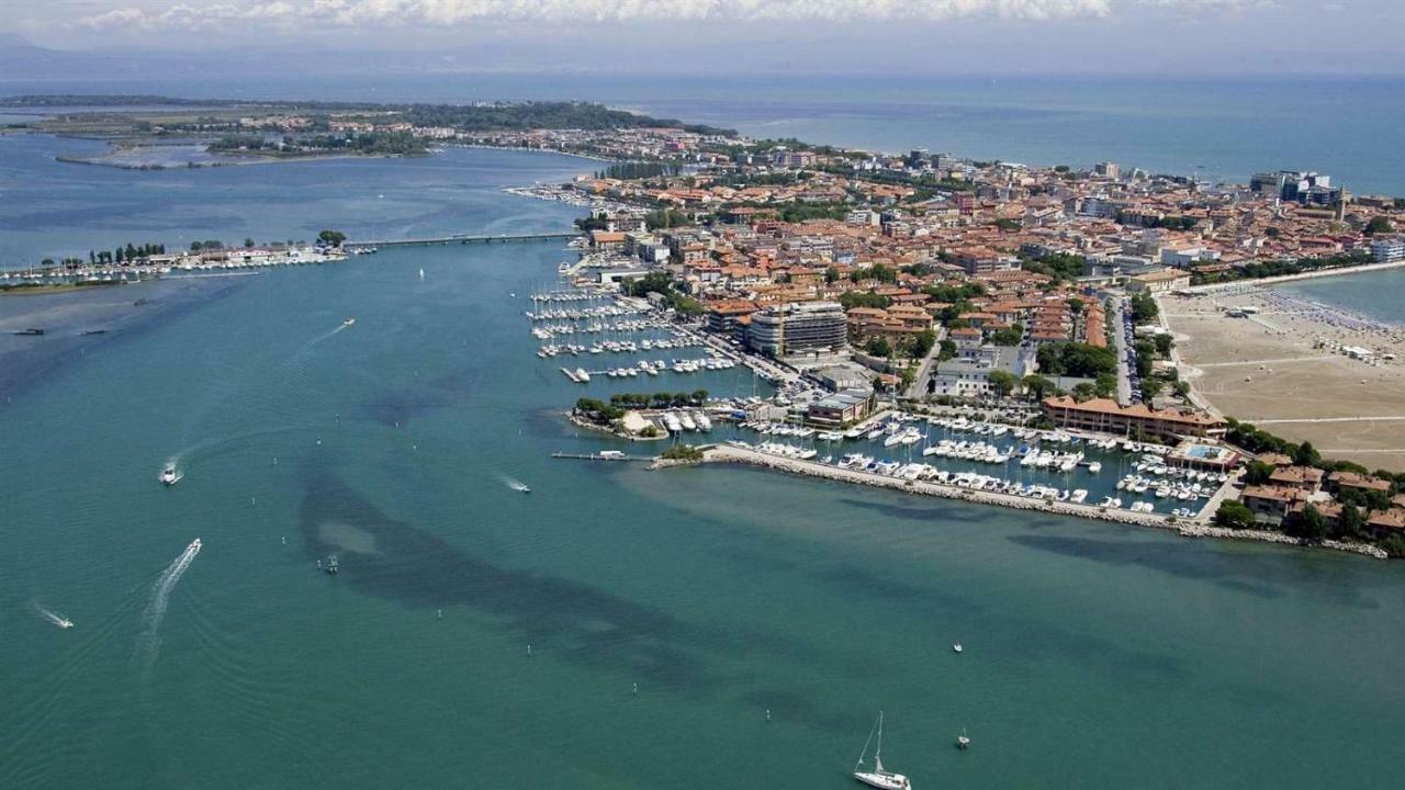 Appartamento Perco Riva Slataper Градо Екстер'єр фото
